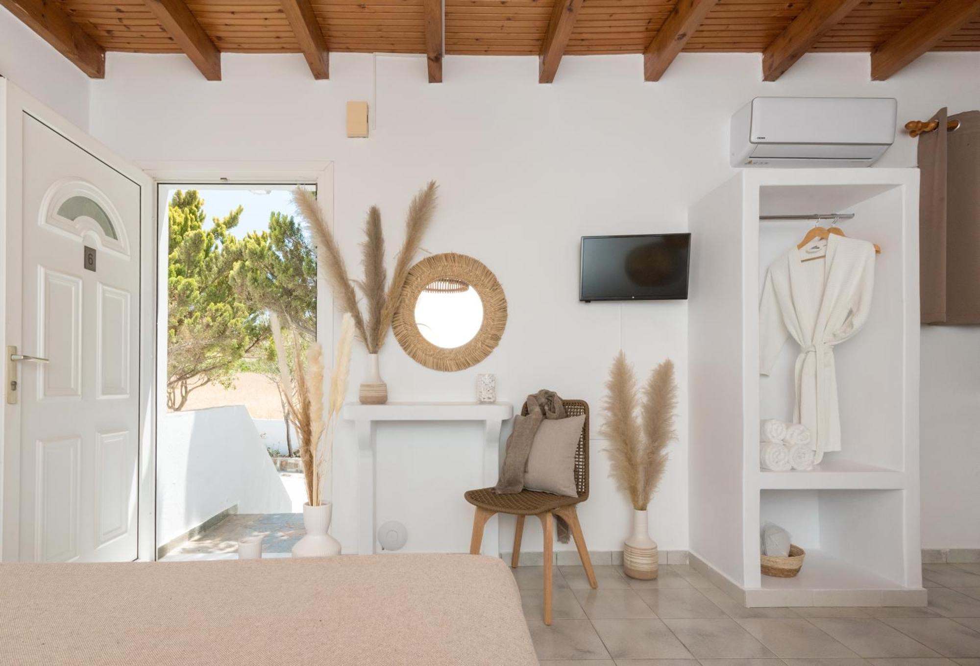 Kanelis Studios & Suites Mytakas Esterno foto